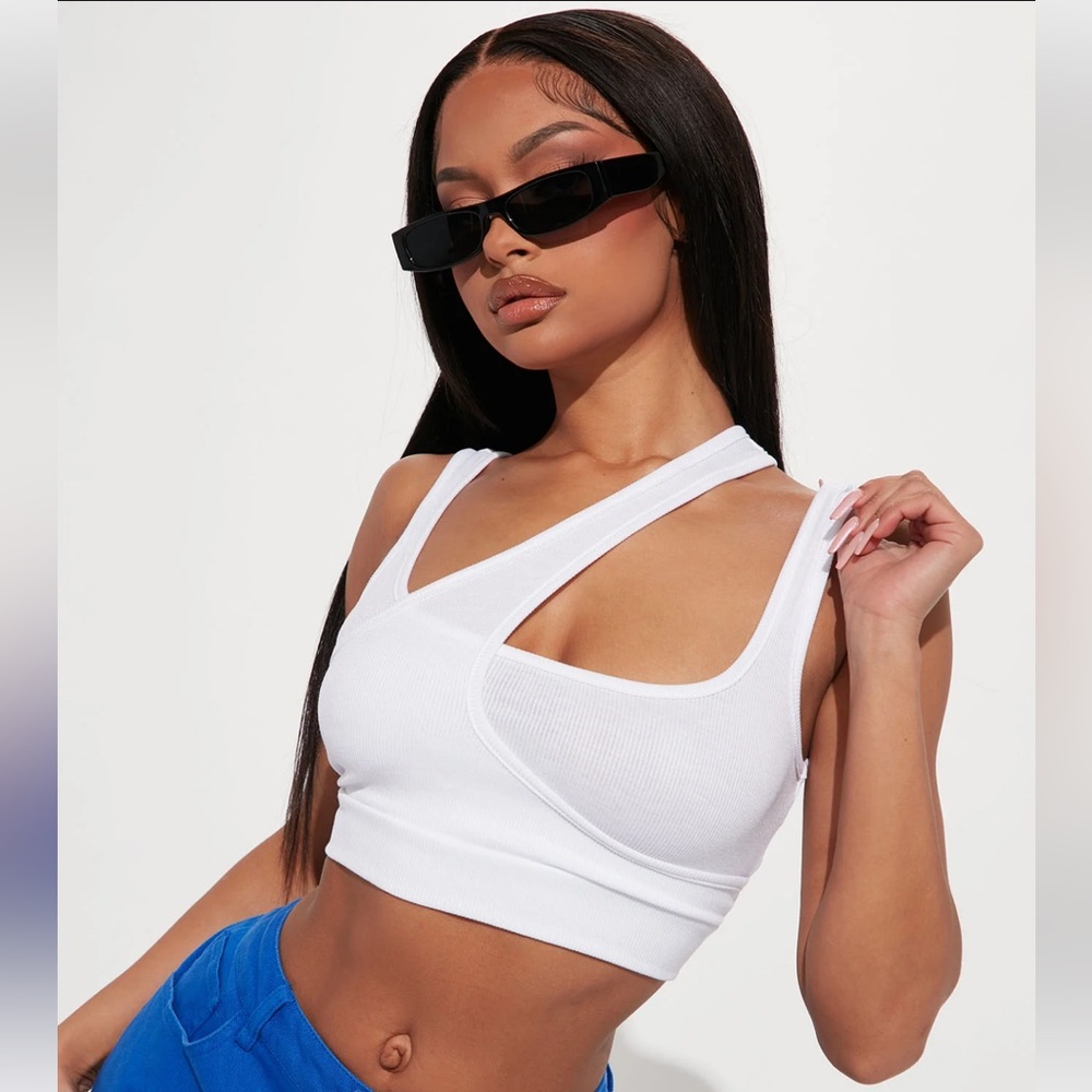 NWOT Fashion Nova Can’t Relate crop top